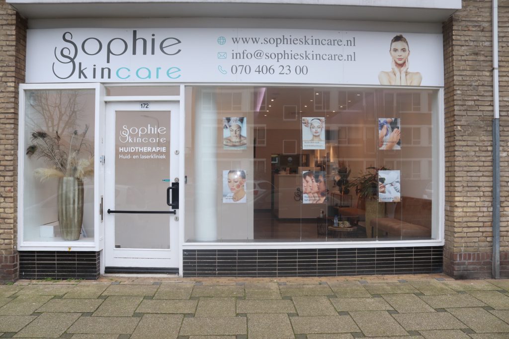 De gevel van Sophie Skincare Huidkliniek aan de Bruijnings Ingenhoeslaan 172 in Voorburg